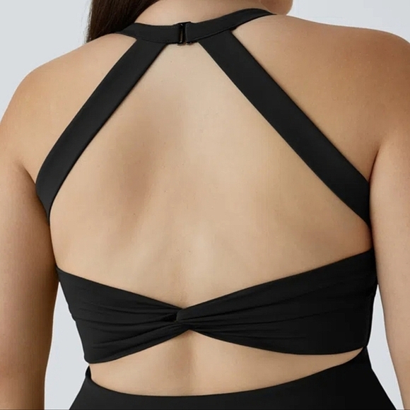 Halara Backless Twisted Active Dress in Black, Size 2X. NWT - Picture 5 of 8